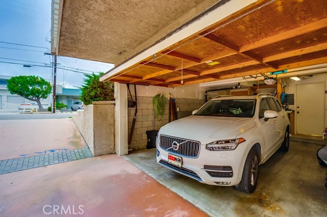511 Meyer Lane, Redondo Beach, California 90278, 2 Bedrooms Bedrooms, ,1 BathroomBathrooms,Residential,Sold,Meyer,SR19152938