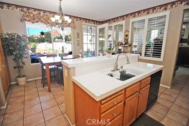 4 Bed Home for Sale in Saugus, California