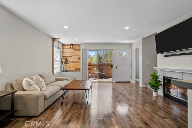 3 Bed Home for Sale in Saugus, California