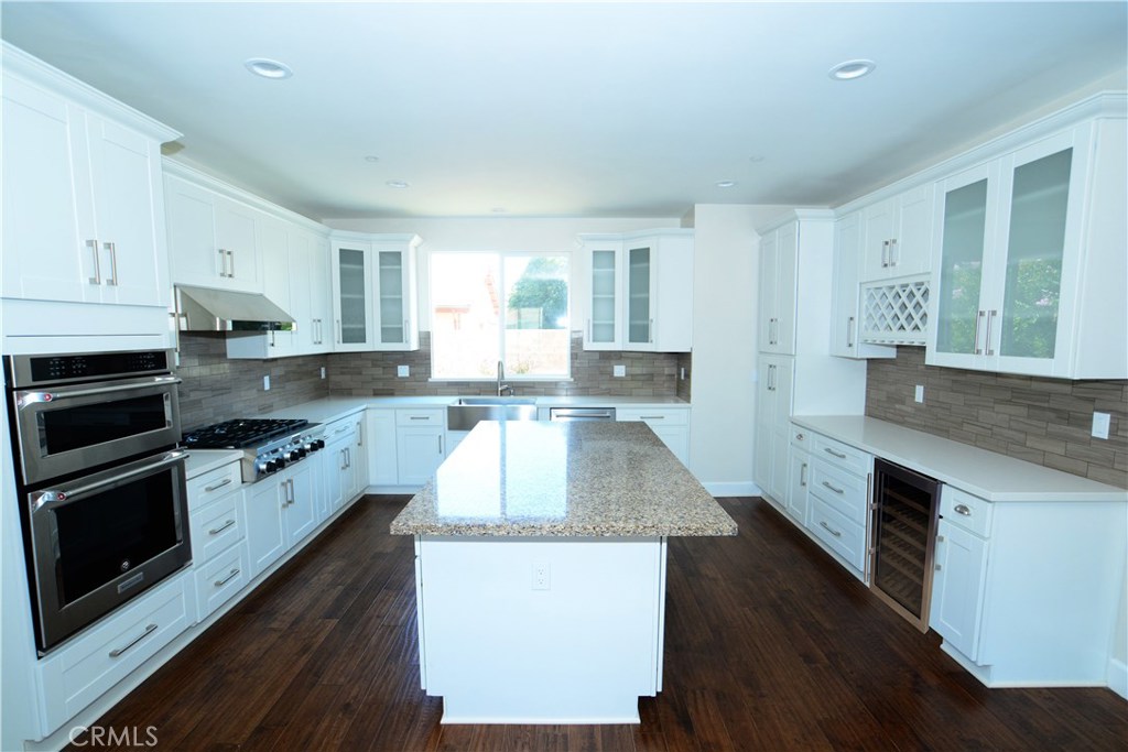 Photo for 20463 Elkwood Street, Winnetka, CA 91306 - Listing #SR-19196558 20463 Elkwood Street, Winnetka, CA 91306