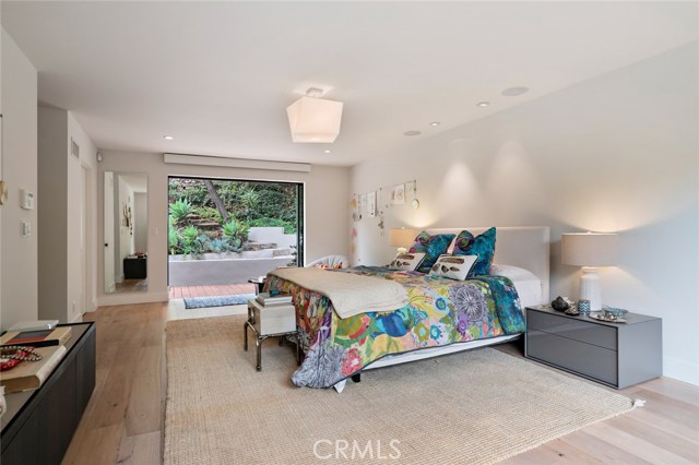 4 Bed Home for Sale in Studio City, California