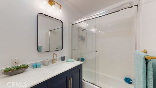 2 Bed Home for Sale in Los Angeles, California