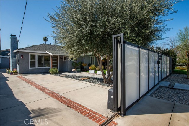 4 Bed Home for Sale in Sherman Oaks, California