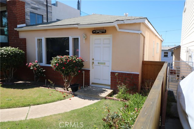 1813 Monterey Boulevard, Hermosa Beach, California 90254, 3 Bedrooms Bedrooms, ,3 BathroomsBathrooms,Residential,Sold,Monterey,SR20048337