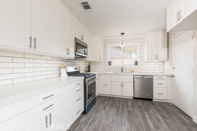 3 Bed Home for Sale in Granada Hills, California