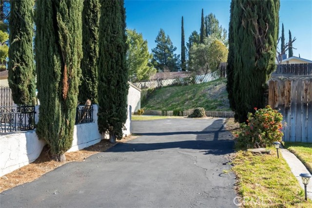 2 Bed Home for Sale in Canyon Country, California