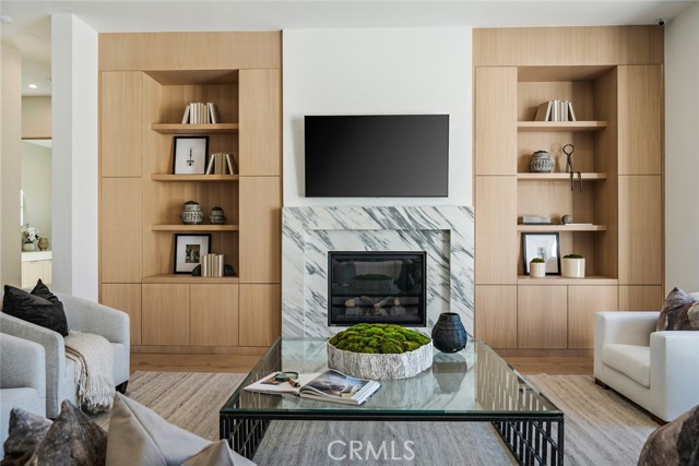 5 Bed Home for Sale in Encino, California