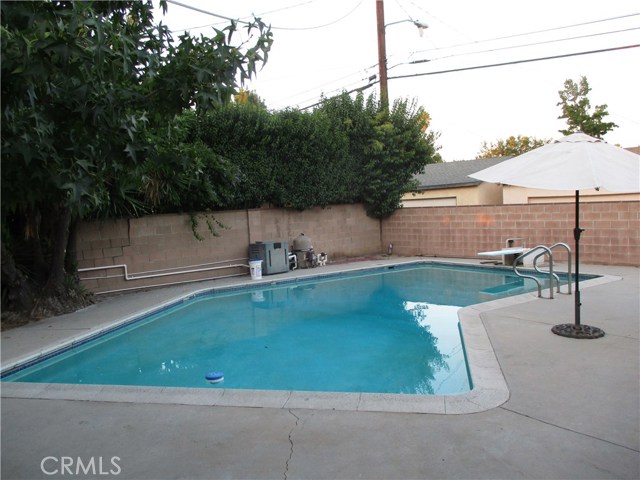 3 Bed Home for Sale in Granada Hills, California