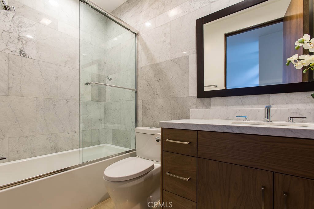Photo for 23315 CALVERT Street, Woodland Hills, CA 91367 - Listing #SR-19072953 23315 CALVERT Street, Woodland Hills, CA 91367