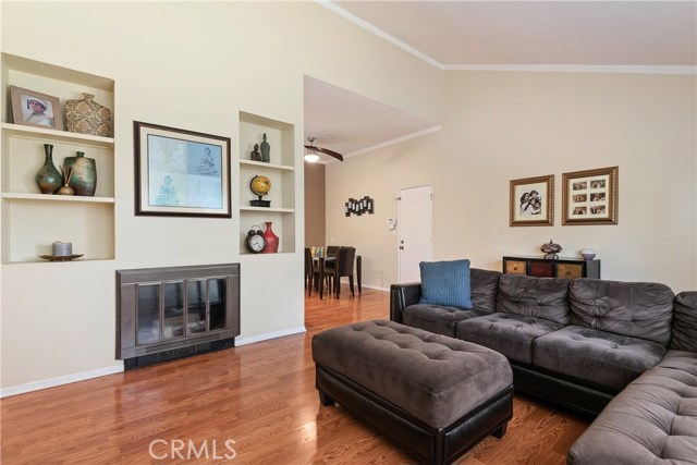 Photo of 22736 Hartland Street, West Hills, CA 91307