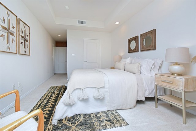 2 Bed Home for Sale in Studio City, California