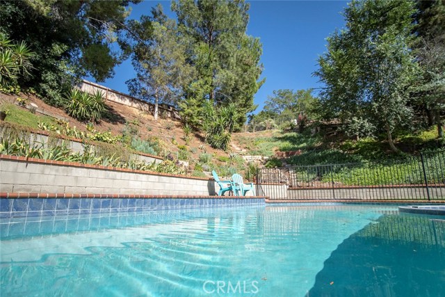 4 Bed Home for Sale in Saugus, California