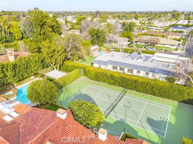 5 Bed Home for Sale in Encino, California