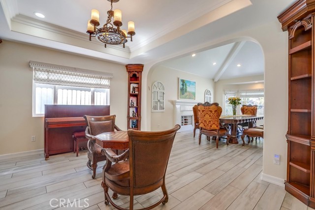 5 Bed Home for Sale in Valley Village, California