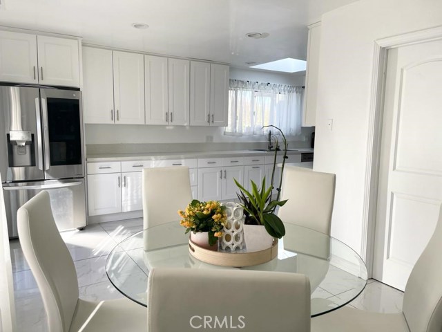 6 Bed Home for Sale in Granada Hills, California