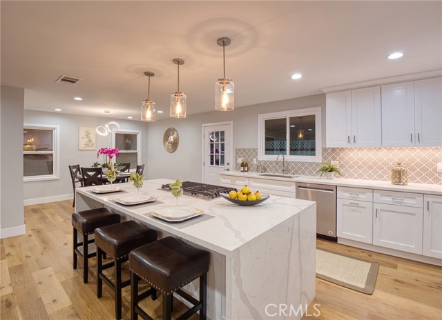 4 Bed Home for Sale in Los Angeles, California
