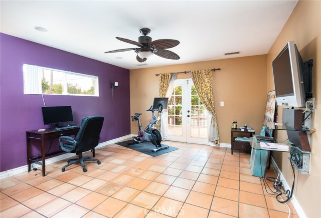 4 Bed Home for Sale in Encino, California