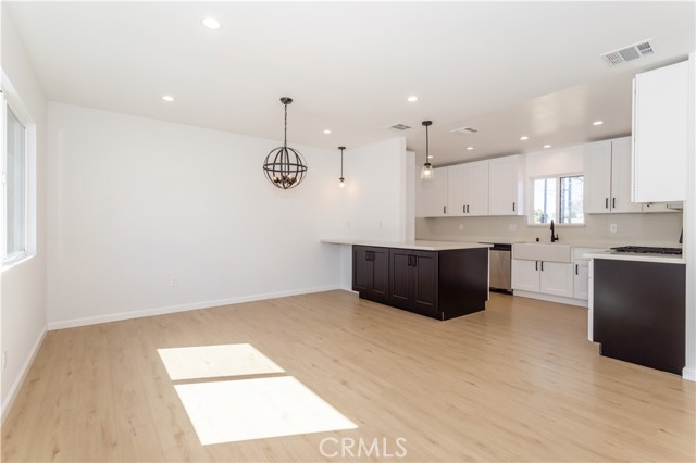 5 Bed Home for Sale in Granada Hills, California