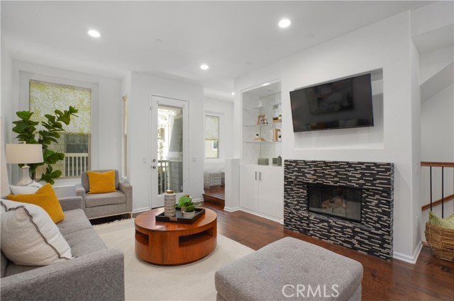3 Bed Home for Sale in Hollywood, California