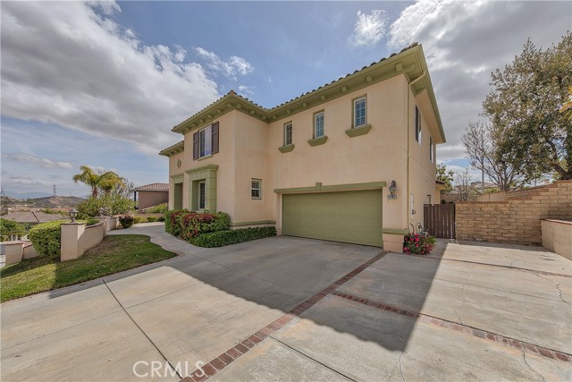 4 Bed Home for Sale in Saugus, California