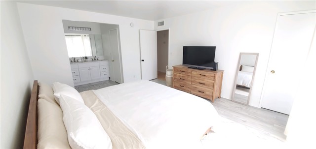 3 Bed Home for Sale in Van Nuys, California