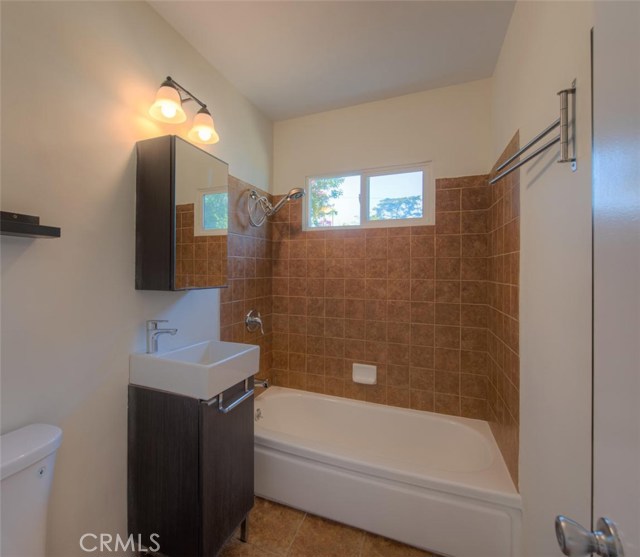 3 Bed Home for Sale in Van Nuys, California