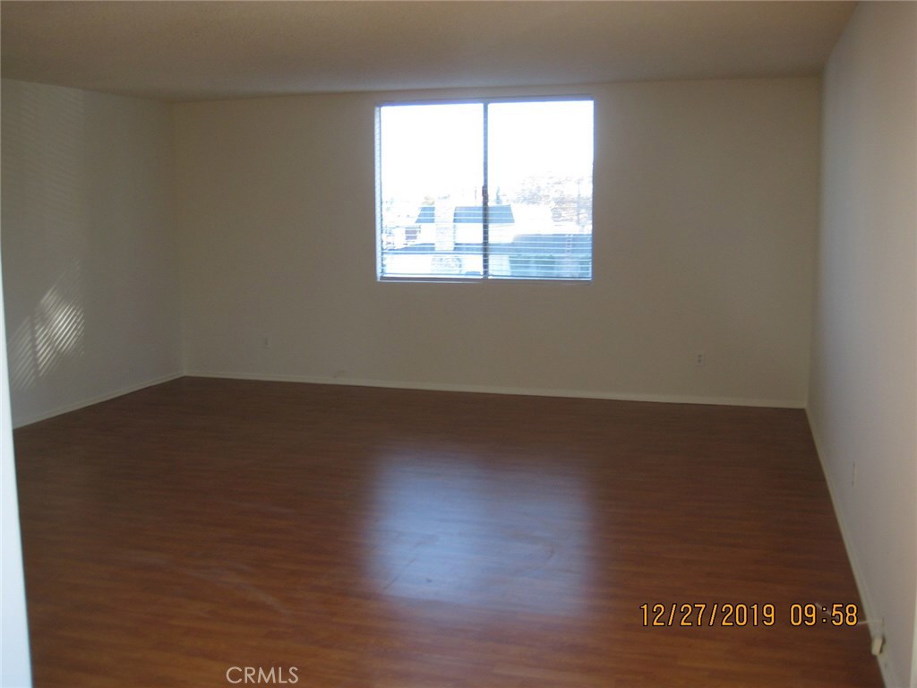 Photo for 22041 Costanso Street, 201, Woodland Hills, CA 91364 - Listing #SR-19275876 22041 Costanso Street, 201, Woodland Hills, CA 91364