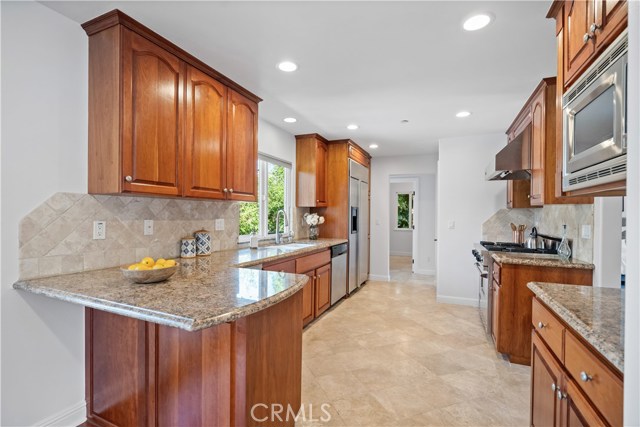 817 Garnet Street, Redondo Beach, California 90277, 3 Bedrooms Bedrooms, ,3 BathroomsBathrooms,Residential,Sold,Garnet,SR20234733