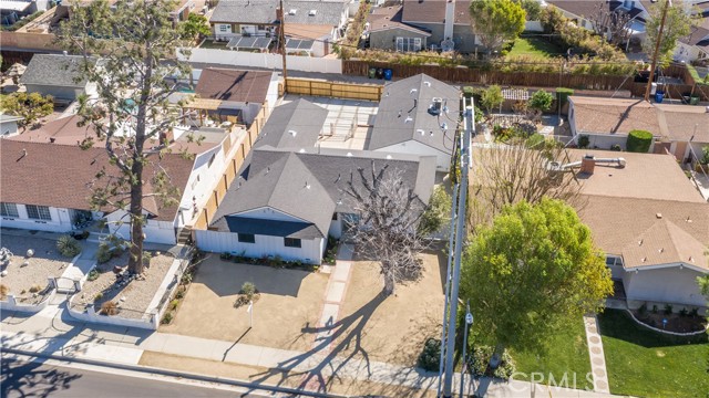 5 Bed Home for Sale in Granada Hills, California