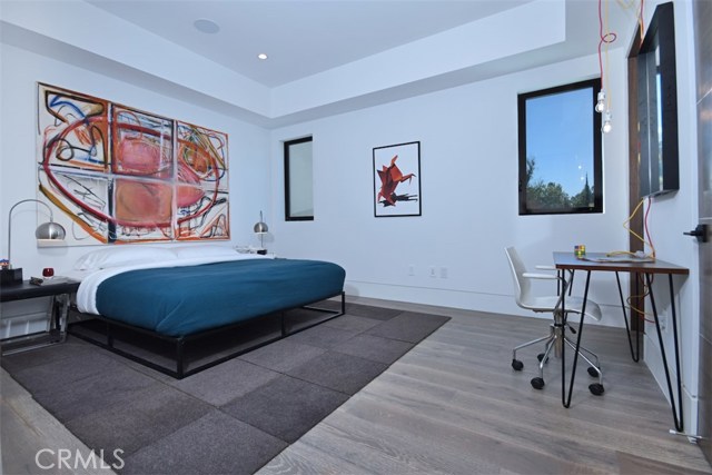 5 Bed Home for Sale in Sherman Oaks, California