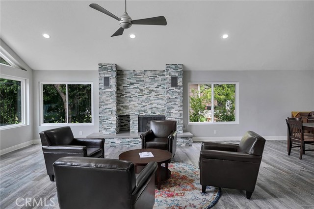 2 Bed Home for Sale in Newhall, California