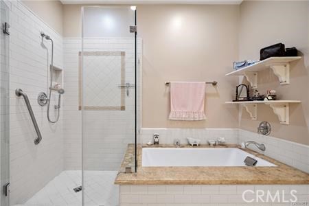 2 Bed Home for Sale in Studio City, California