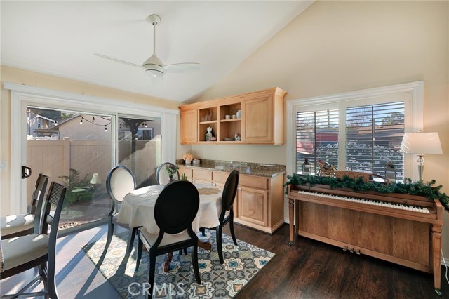 2 Bed Home for Sale in Newhall, California