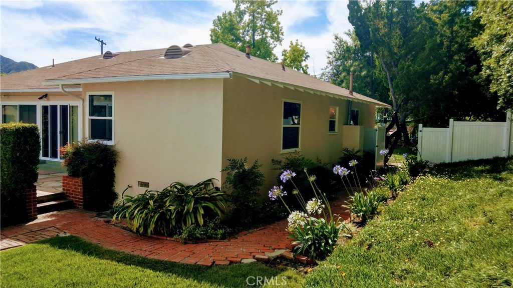 Photo for 4240 LOWELL Avenue, La Crescenta, CA 91214 - Listing #SR-19124116 4240 LOWELL Avenue, La Crescenta, CA 91214