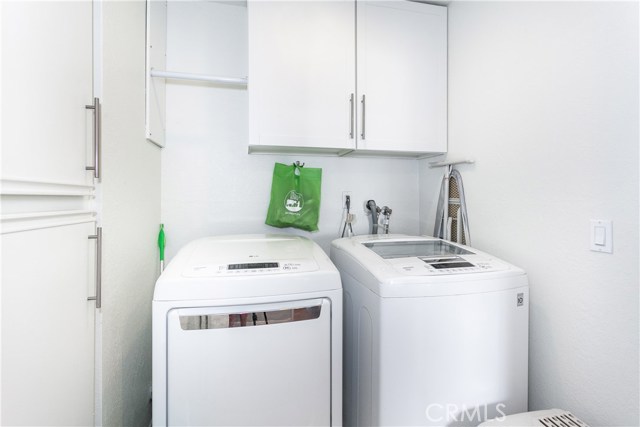 2 Bed Home for Sale in Valley Village, California