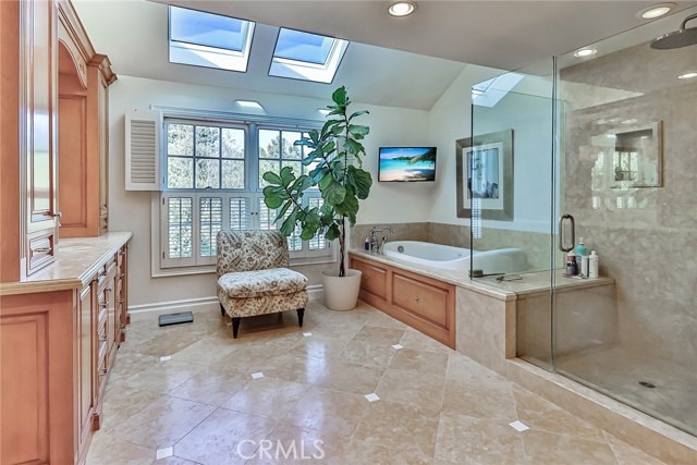5 Bed Home for Sale in Westlake Village, California