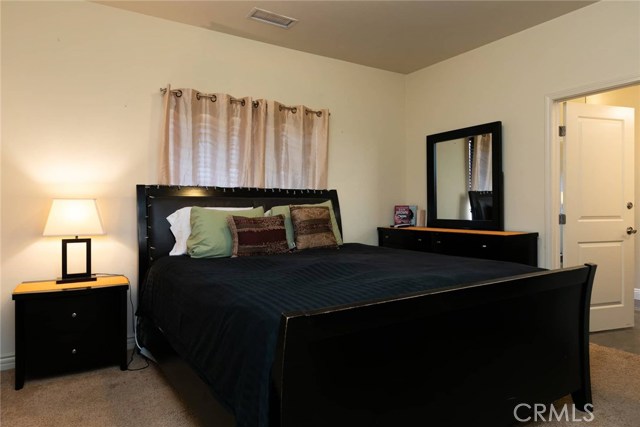 5 Bed Home for Sale in Valley Village, California