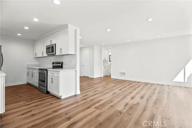 2 Bed Home for Sale in Culver City, California