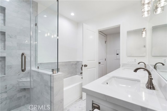 1 Bed Home for Sale in Sherman Oaks, California