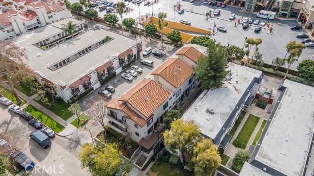 2 Bed Home for Sale in Studio City, California