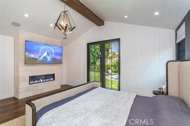 4 Bed Home for Sale in Studio City, California