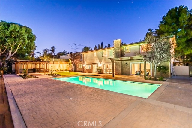 Photo of 21633 Cezanne Place, Woodland Hills, CA 91364
