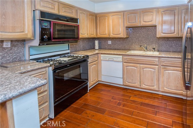 2 Bed Home for Sale in Sherman Oaks, California