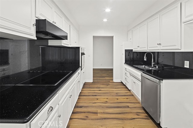 2 Bed Home for Sale in Sherman Oaks, California
