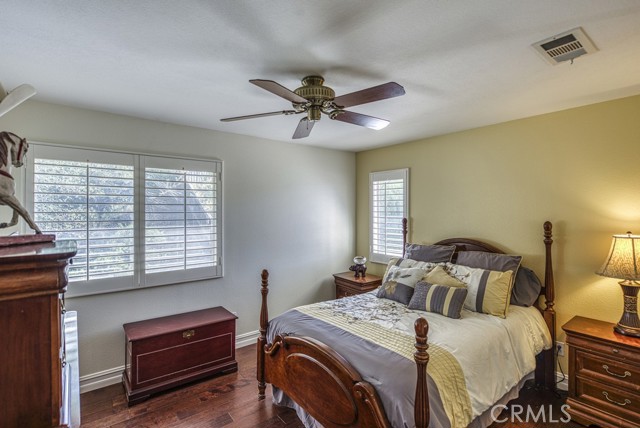 5 Bed Home for Sale in Saugus, California