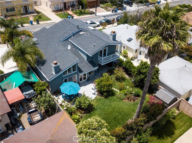 1104 Steinhart Avenue, Redondo Beach, California 90278, 3 Bedrooms Bedrooms, ,2 BathroomsBathrooms,Residential,Sold,Steinhart,SR19169285