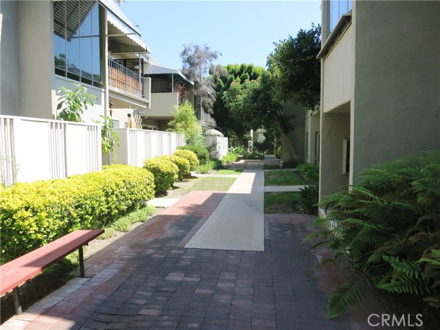 3 Bed Home for Sale in Studio City, California