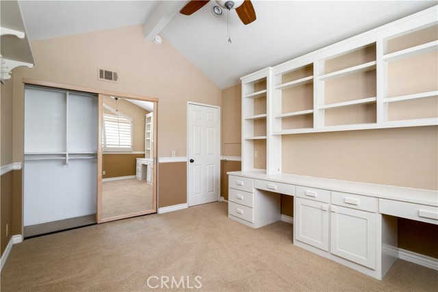 4 Bed Home for Sale in Calabasas, California