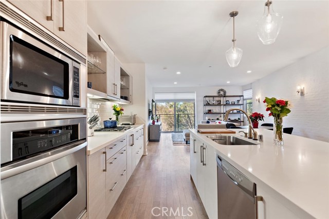 2 Bed Home for Sale in Studio City, California