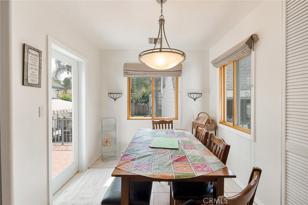 Photo for 1512 WABASSO Way, Glendale, CA 91208 - Listing #SR-19215623 1512 WABASSO Way, Glendale, CA 91208